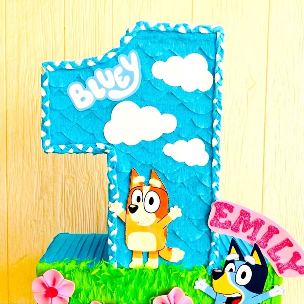Bluey number 1 Piñata